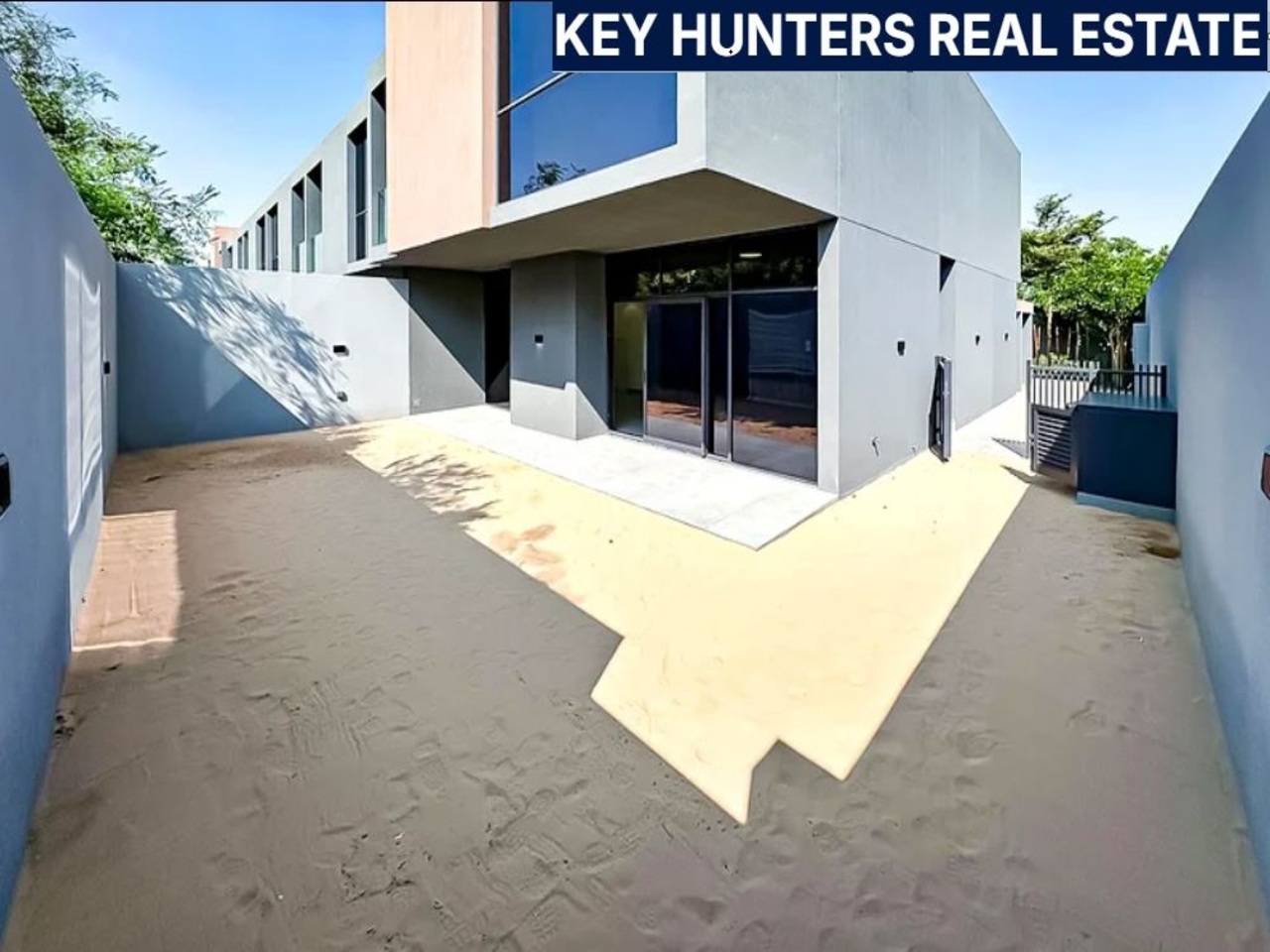 Corner Unit 4 BHK TH, Masaar